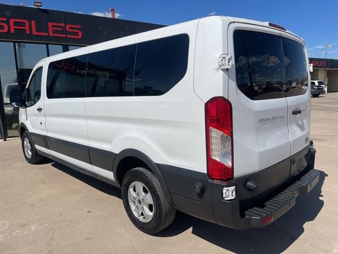 Used 2017 Ford Transit 350 XLT image 7