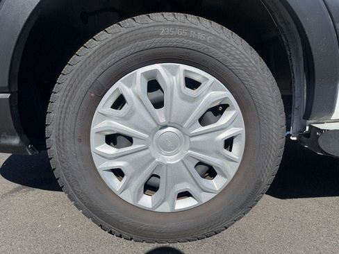 Used 2025 Ford Transit 250 Low Roof w/ Exterior Upgrade Package RWD image 8