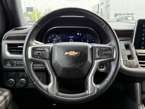 Used 2023 Chevrolet Tahoe Premier RWD image 6