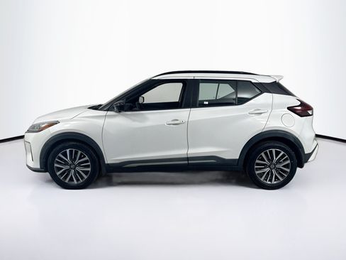 Used 2021 Nissan Kicks SR FWD image 8