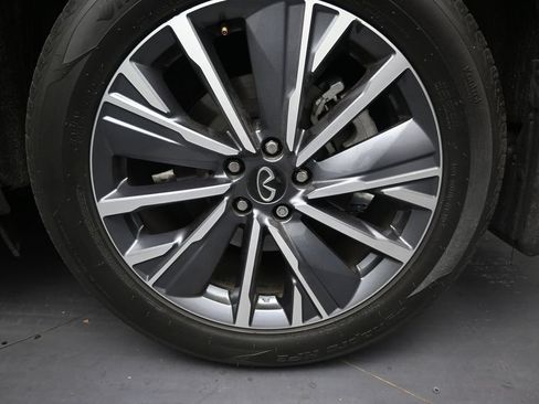Used 2026 INFINITI QX60 Luxe w/ Cargo Package FWD image 10
