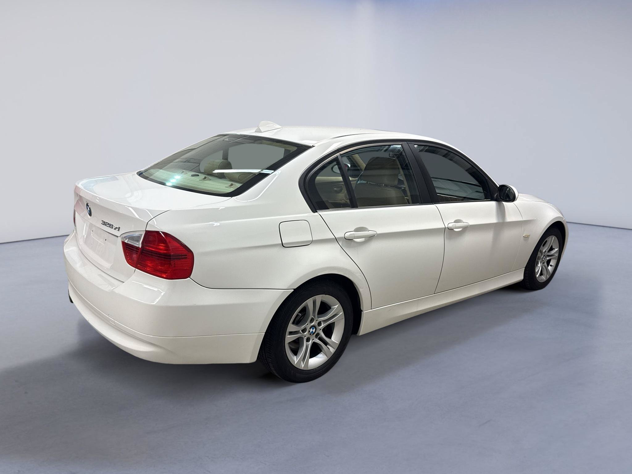 Used 2008 BMW 328xi Sedan AWD/4WD image 8