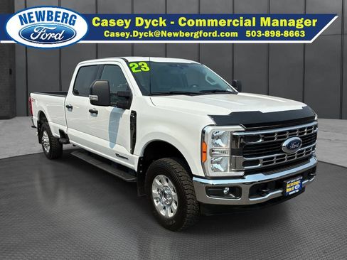 Used 2023 Ford F350 XLT w/ FX4 Off-Road Package AWD/4WD image 3