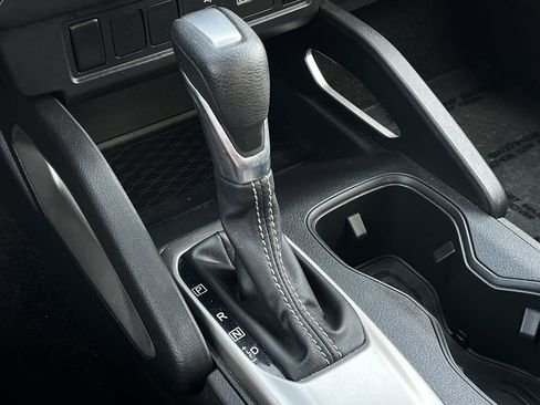 Used 2023 Nissan Frontier SV image 17