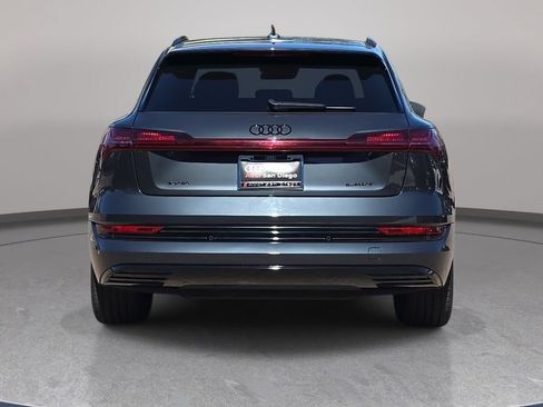 Used 2023 Audi e-tron Premium w/ Convenience Plus Package AWD/4WD image 7