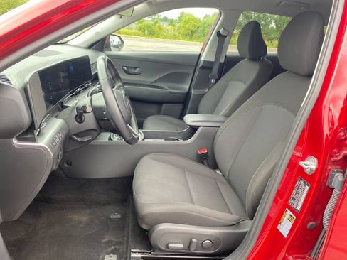 Used 2025 Hyundai Kona SEL FWD image 15