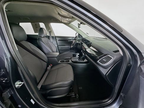 Used 2025 Kia Seltos S image 32