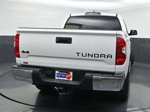 Used 2020 Toyota Tundra SR5 w/ SR5 Upgrade Package AWD/4WD image 38