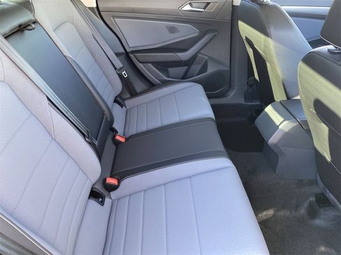 New 2026 Volkswagen Jetta SE image 9