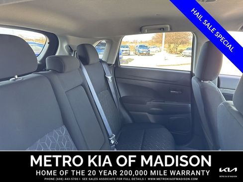 Used 2025 Mitsubishi Outlander Sport ES AWD/4WD image 33