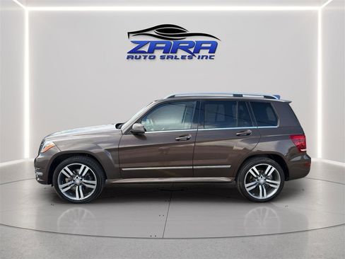 Used 2015 Mercedes-Benz GLK 350 4MATIC image 4