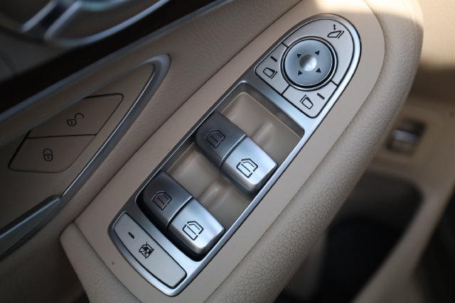 Used 2021 Mercedes-Benz GLC 300 4MATIC w/ Multimedia Package image 15