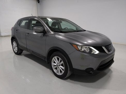 Used 2019 Nissan Rogue Sport S w/ Appearance Package image 13