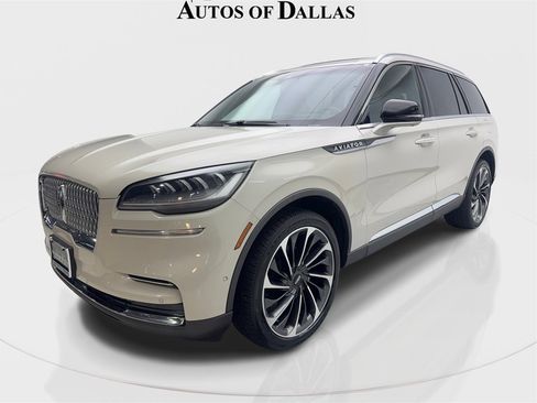 Used 2022 Lincoln Aviator Reserve w/ Equipment Group 201A image 2