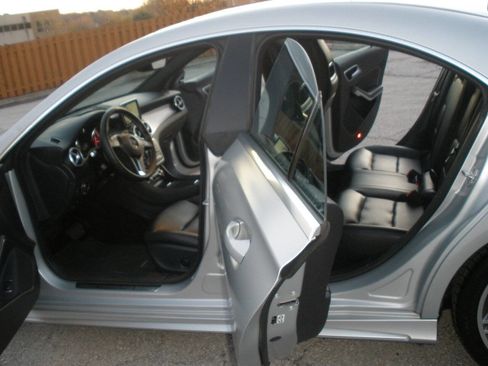 Used 2014 Mercedes-Benz CLA 250 4MATIC image 25