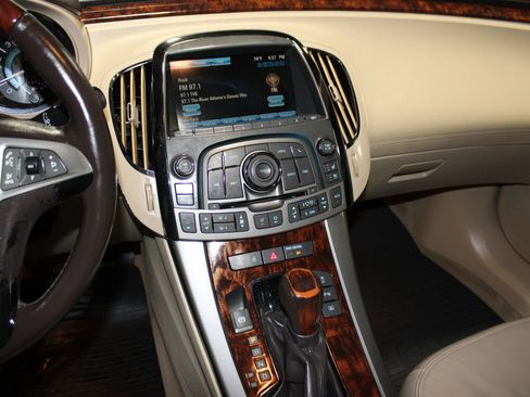 Used 2012 Buick LaCrosse Premium FWD image 14