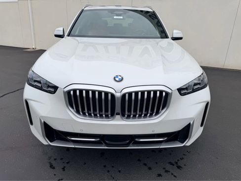 New 2026 BMW X5 xDrive40i AWD/4WD image 2