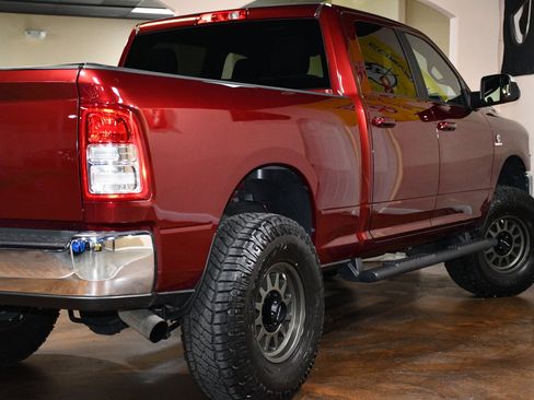 Used 2022 RAM 2500 Big Horn AWD/4WD image 56