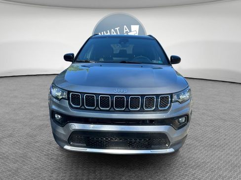Used 2023 Jeep Compass Limited AWD/4WD image 9