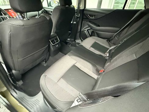 Certified 2025 Subaru Outback Premium w/ Popular Package #1A image 16