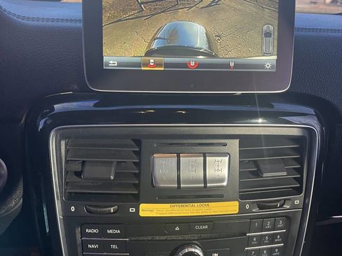 Used 2017 Mercedes-Benz G 550 image 15