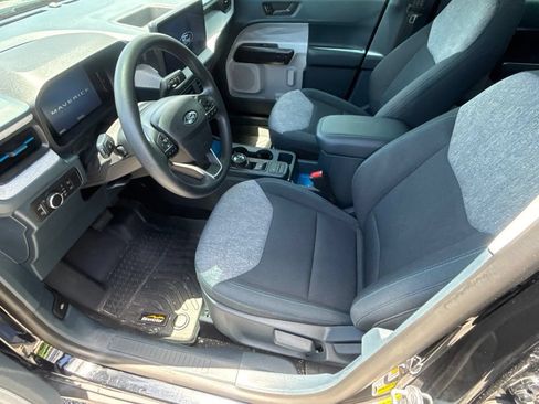 Used 2025 Ford Maverick XLT FWD image 28