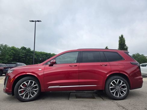 Used 2022 Cadillac XT6 Sport w/ Technology Package AWD/4WD image 26