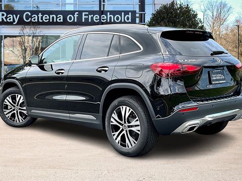 New 2026 Mercedes-Benz GLA 250 4MATIC image 3