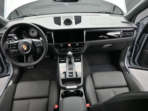New 2026 Porsche Macan S image 26