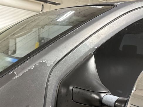 Used 2005 Nissan Titan LE w/ (T01) Tow Pkg image 33