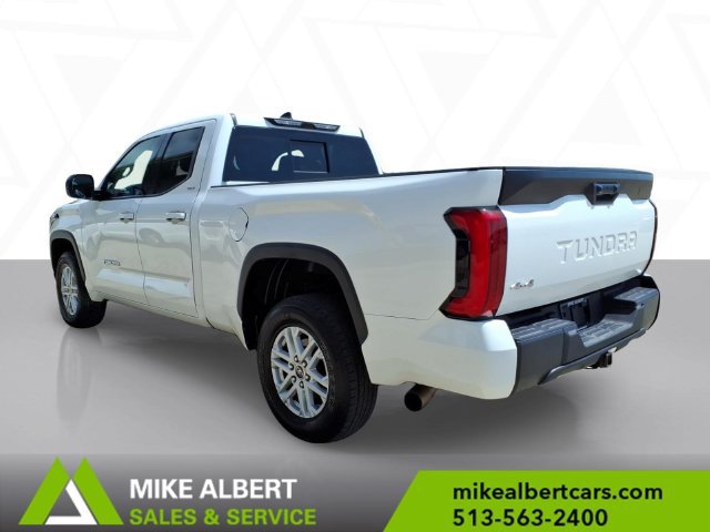 Used 2022 Toyota Tundra SR5 w/ SR5 Premium Package AWD/4WD image 5