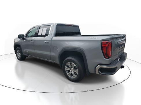 Used 2024 GMC Sierra 1500 SLT image 4