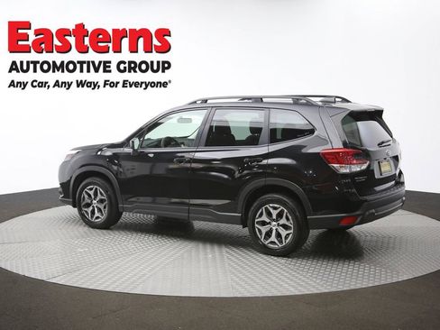 Used 2022 Subaru Forester Premium image 66