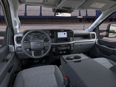 New 2026 Ford F250 XL AWD/4WD image 9