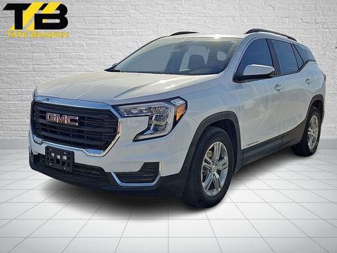Used 2023 GMC Terrain SLE w/ Driver Convenience Package image 1