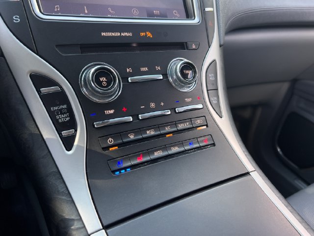 Used 2020 Lincoln Nautilus Reserve FWD image 26
