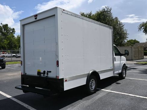 New 2025 Chevrolet Express 3500 w/ Power Convenience Package RWD image 5