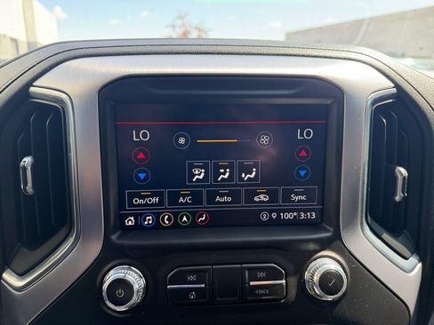 Used 2021 GMC Sierra 1500 SLT AWD/4WD image 24
