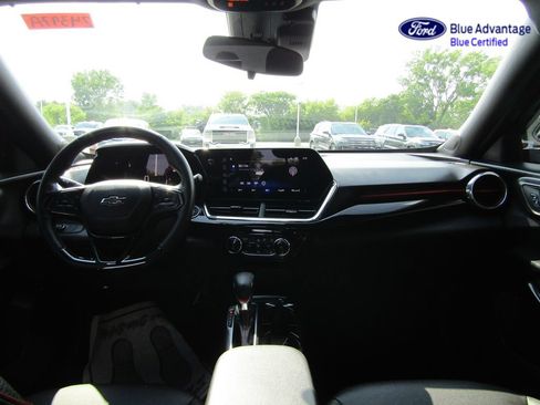 Used 2026 Chevrolet Trax RS w/ Driver Confidence Package FWD image 15