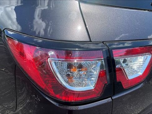 Used 2016 Chevrolet Traverse LT FWD image 22