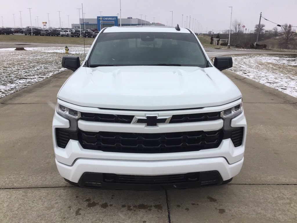 Used 2025 Chevrolet Silverado 1500 RST w/ Convenience Package II AWD/4WD image 2