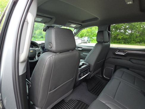 New 2026 Chevrolet Silverado 1500 LTZ w/ Z71 Off-Road Package AWD/4WD image 28