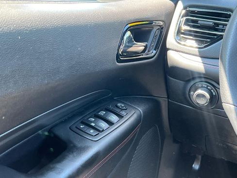 Used 2025 Dodge Durango GT AWD/4WD image 21