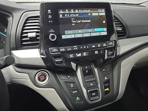 Used 2023 Honda Odyssey EX-L image 25