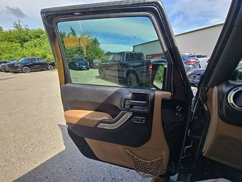 Used 2011 Jeep Wrangler Unlimited Sport AWD/4WD image 20