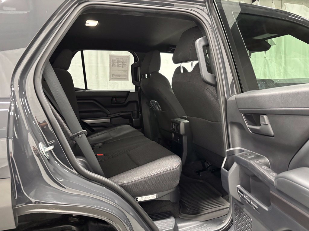 Used 2026 Toyota 4Runner SR5 AWD/4WD image 50