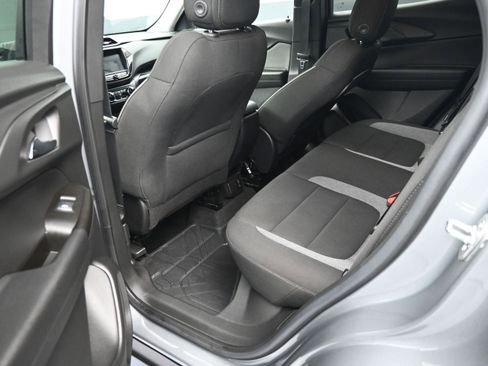 Used 2023 Chevrolet TrailBlazer LT w/ Convenience Package FWD image 25