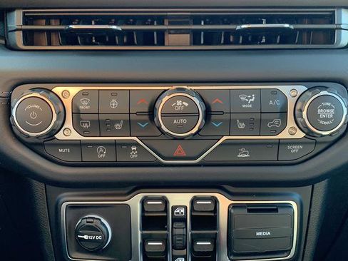 New 2026 Jeep Wrangler Unlimited Rubicon image 29