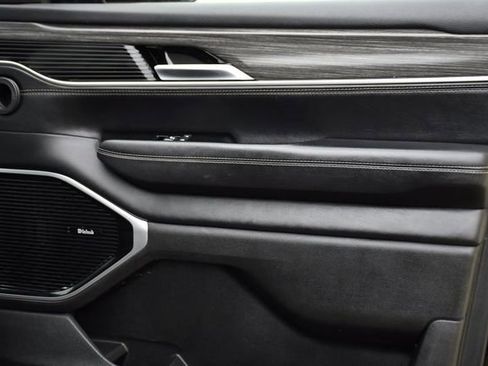 Used 2023 Jeep Wagoneer Series III w/ Premium Group I image 34