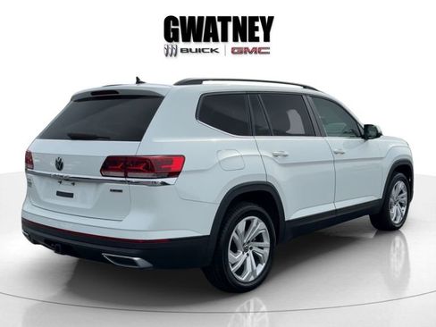 Used 2021 Volkswagen Atlas SE w/ Panoramic Sunroof Package image 7